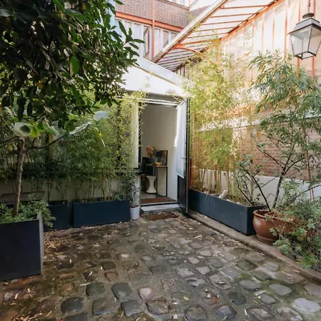 Stylish 1bd Loft Canal Saint-martin! Parigi